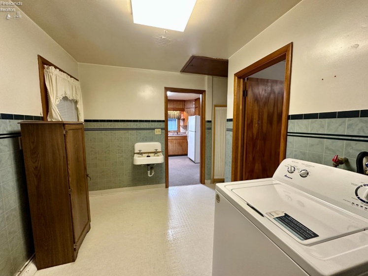 104 Patterson Street, Gibsonburg, 43431, 2 Bedrooms Bedrooms, ,1 BathroomBathrooms,Residential,For Sale,Patterson,20254790