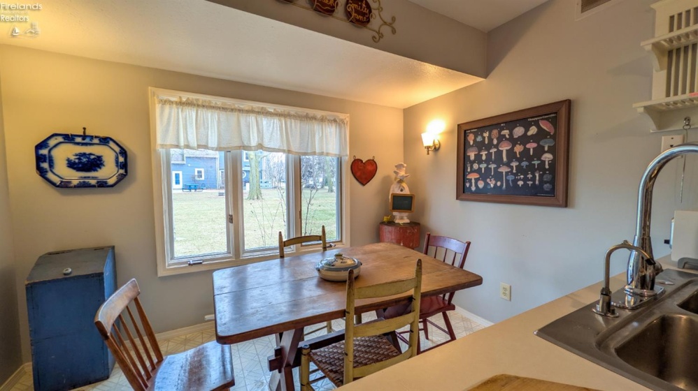 3617 Karwood Drive, Port Clinton, 43452, 3 Bedrooms Bedrooms, ,2 BathroomsBathrooms,Residential,For Sale,Karwood,20254783