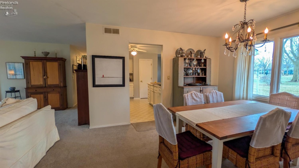 3617 Karwood Drive, Port Clinton, 43452, 3 Bedrooms Bedrooms, ,2 BathroomsBathrooms,Residential,For Sale,Karwood,20254783