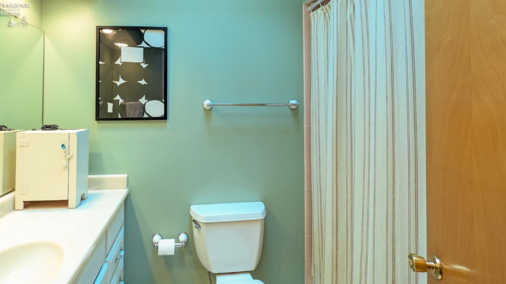 3617 Karwood Drive, Port Clinton, 43452, 3 Bedrooms Bedrooms, ,2 BathroomsBathrooms,Residential,For Sale,Karwood,20254783