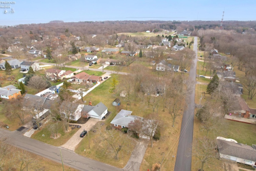 3617 Karwood Drive, Port Clinton, 43452, 3 Bedrooms Bedrooms, ,2 BathroomsBathrooms,Residential,For Sale,Karwood,20254783