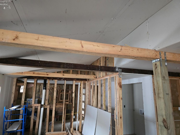 718 Ogontz Street, Sandusky, 44870, 2 Bedrooms Bedrooms, ,1 BathroomBathrooms,Residential,For Sale,Ogontz,20254799