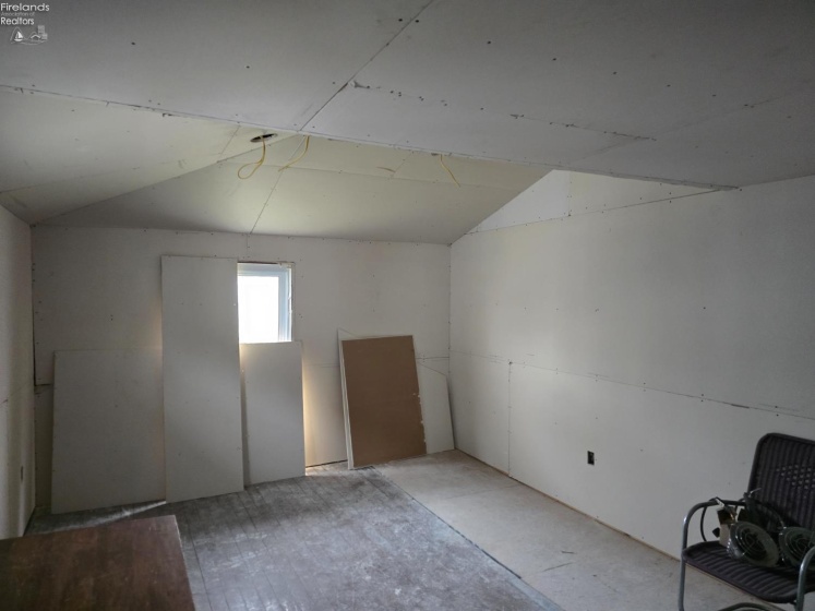 718 Ogontz Street, Sandusky, 44870, 2 Bedrooms Bedrooms, ,1 BathroomBathrooms,Residential,For Sale,Ogontz,20254799