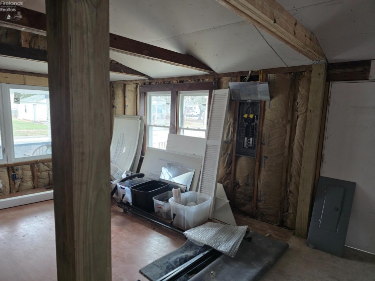 718 Ogontz Street, Sandusky, 44870, 2 Bedrooms Bedrooms, ,1 BathroomBathrooms,Residential,For Sale,Ogontz,20254799