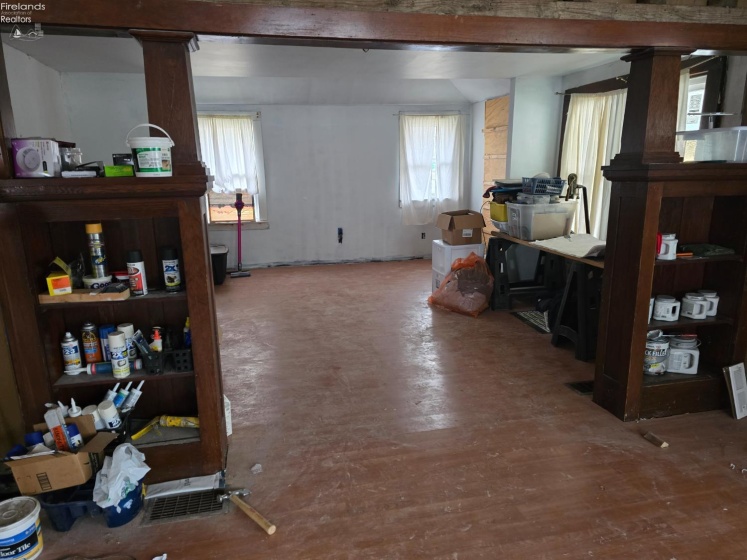 718 Ogontz Street, Sandusky, 44870, 2 Bedrooms Bedrooms, ,1 BathroomBathrooms,Residential,For Sale,Ogontz,20254799