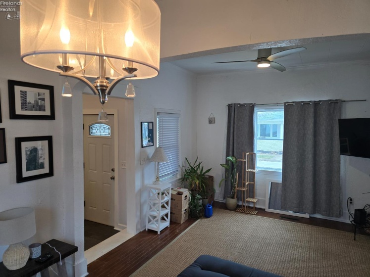 719 Ogontz Street, Sandusky, 44870, 2 Bedrooms Bedrooms, ,1 BathroomBathrooms,Residential,For Sale,Ogontz,20254798