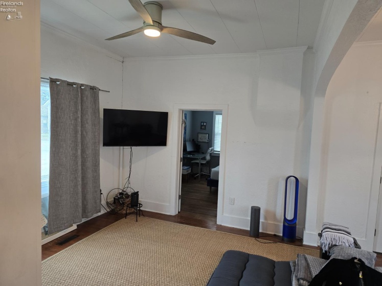 719 Ogontz Street, Sandusky, 44870, 2 Bedrooms Bedrooms, ,1 BathroomBathrooms,Residential,For Sale,Ogontz,20254798