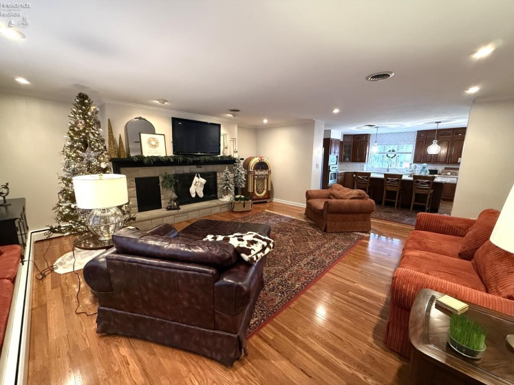 20 James Street, Norwalk, 44857, 4 Bedrooms Bedrooms, ,4 BathroomsBathrooms,Residential,For Sale,James,20254787