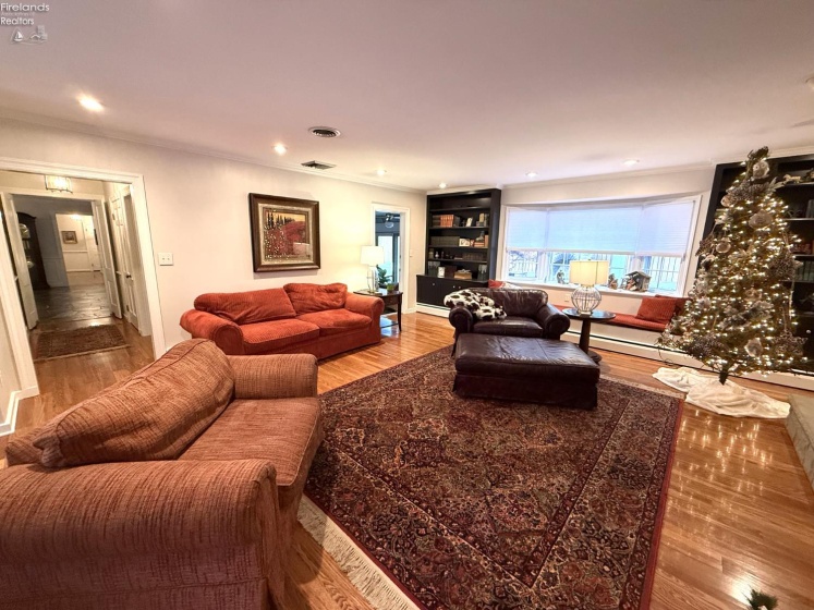 20 James Street, Norwalk, 44857, 4 Bedrooms Bedrooms, ,4 BathroomsBathrooms,Residential,For Sale,James,20254787