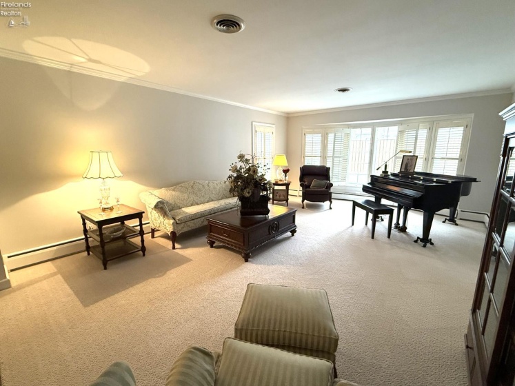 20 James Street, Norwalk, 44857, 4 Bedrooms Bedrooms, ,4 BathroomsBathrooms,Residential,For Sale,James,20254787