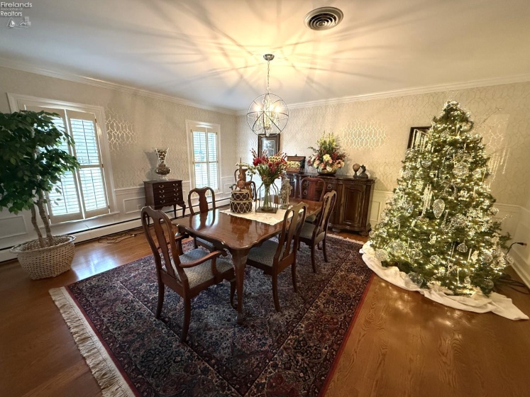 20 James Street, Norwalk, 44857, 4 Bedrooms Bedrooms, ,4 BathroomsBathrooms,Residential,For Sale,James,20254787