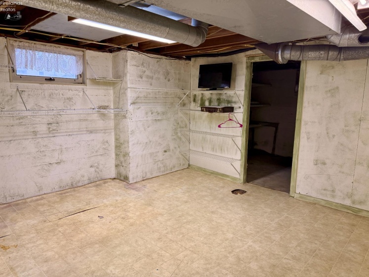 620 Water Street, Woodville, 43469, 3 Bedrooms Bedrooms, ,2 BathroomsBathrooms,Residential,For Sale,Water,20254737