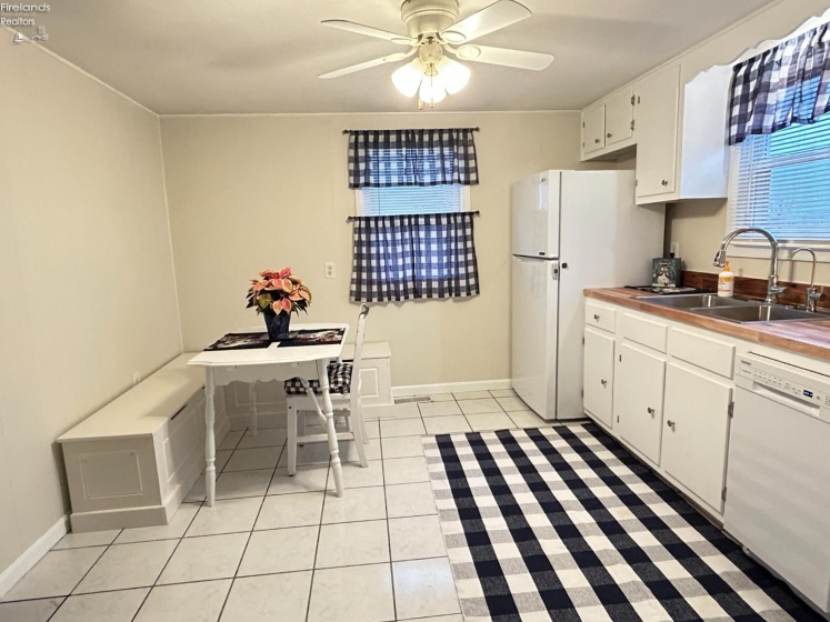 3131 State Route 19, Oak Harbor, 43449, 2 Bedrooms Bedrooms, ,1 BathroomBathrooms,Residential,For Sale,State Route 19,20254788