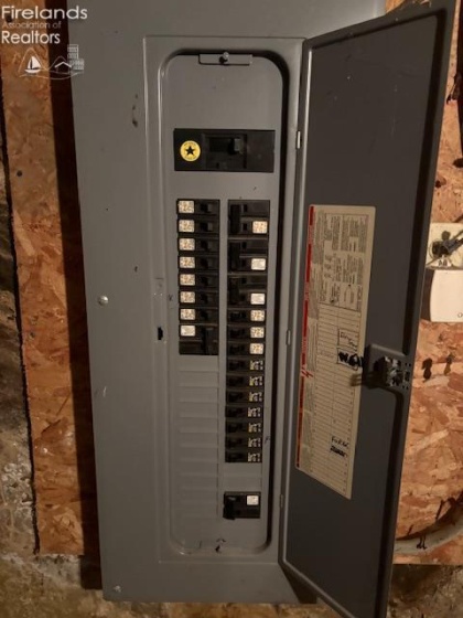 4688 County Road 177, Clyde, 43410, 3 Bedrooms Bedrooms, ,2 BathroomsBathrooms,Residential,For Sale,County Road 177,20254806