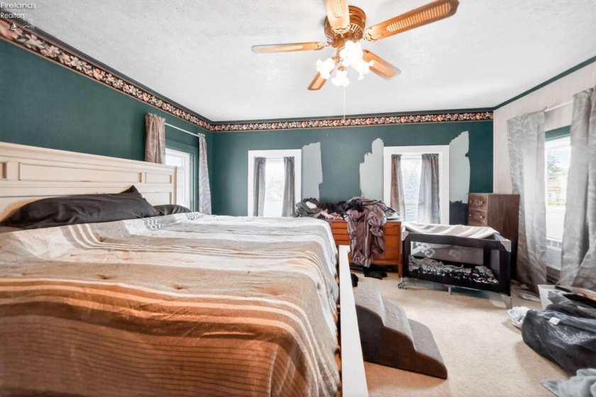 502 Main Street, Clyde, 43410, 4 Bedrooms Bedrooms, ,2 BathroomsBathrooms,Residential,For Sale,Main,20254801