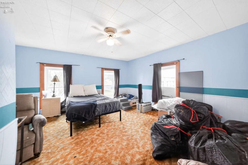 502 Main Street, Clyde, 43410, 4 Bedrooms Bedrooms, ,2 BathroomsBathrooms,Residential,For Sale,Main,20254801