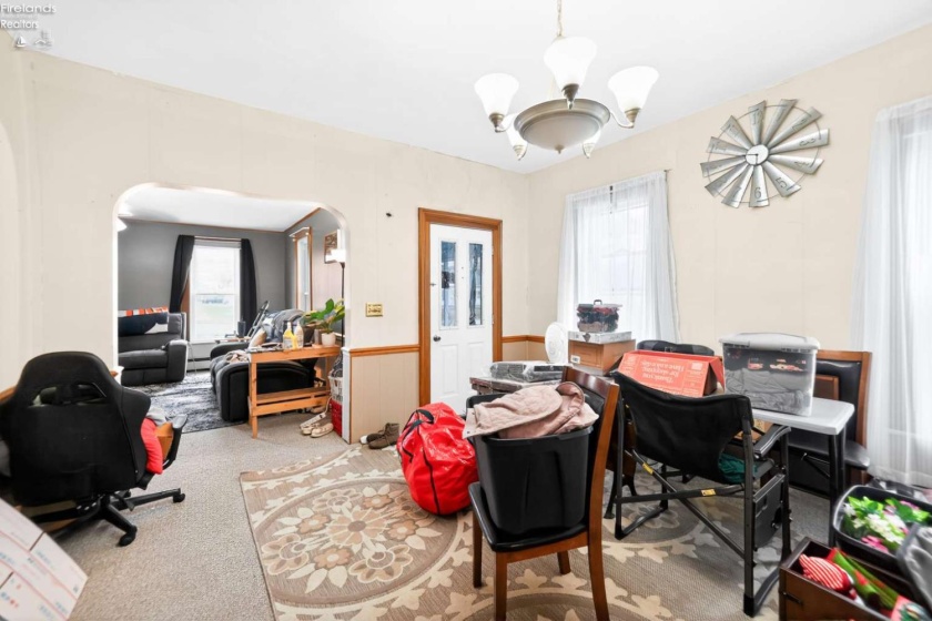 502 Main Street, Clyde, 43410, 4 Bedrooms Bedrooms, ,2 BathroomsBathrooms,Residential,For Sale,Main,20254801