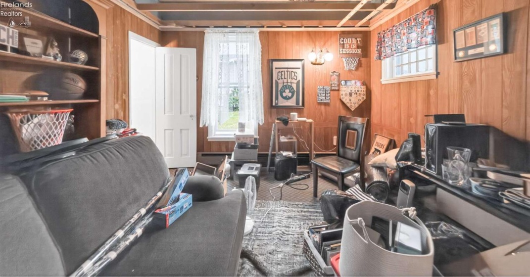 502 Main Street, Clyde, 43410, 4 Bedrooms Bedrooms, ,2 BathroomsBathrooms,Residential,For Sale,Main,20254801