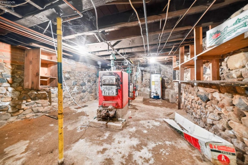 502 Main Street, Clyde, 43410, 4 Bedrooms Bedrooms, ,2 BathroomsBathrooms,Residential,For Sale,Main,20254801