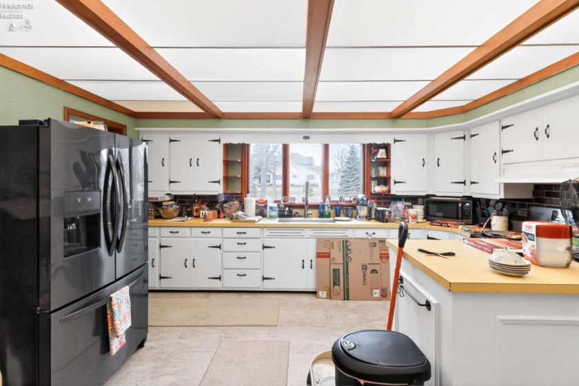 502 Main Street, Clyde, 43410, 4 Bedrooms Bedrooms, ,2 BathroomsBathrooms,Residential,For Sale,Main,20254801