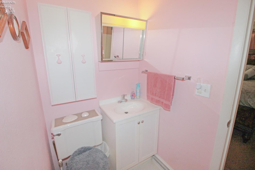 3472 Karwood Drive, Port Clinton, 43452, 3 Bedrooms Bedrooms, ,2 BathroomsBathrooms,Residential,For Sale,Karwood,20254810