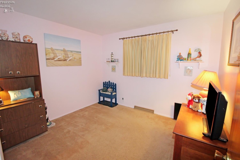 3472 Karwood Drive, Port Clinton, 43452, 3 Bedrooms Bedrooms, ,2 BathroomsBathrooms,Residential,For Sale,Karwood,20254810