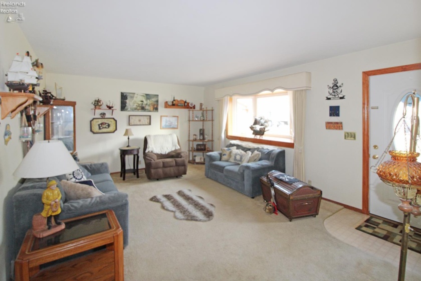 3472 Karwood Drive, Port Clinton, 43452, 3 Bedrooms Bedrooms, ,2 BathroomsBathrooms,Residential,For Sale,Karwood,20254810