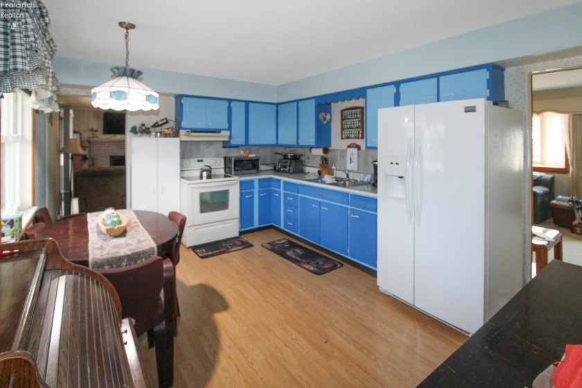 3472 Karwood Drive, Port Clinton, 43452, 3 Bedrooms Bedrooms, ,2 BathroomsBathrooms,Residential,For Sale,Karwood,20254810