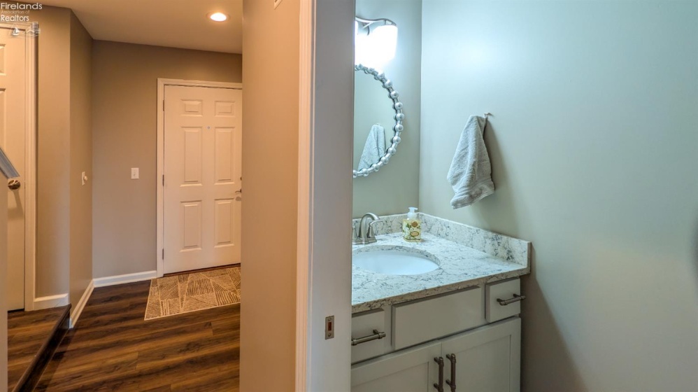 230 Crest Drive, Port Clinton, 43452, 3 Bedrooms Bedrooms, ,3 BathroomsBathrooms,Residential,For Sale,Crest,20254786