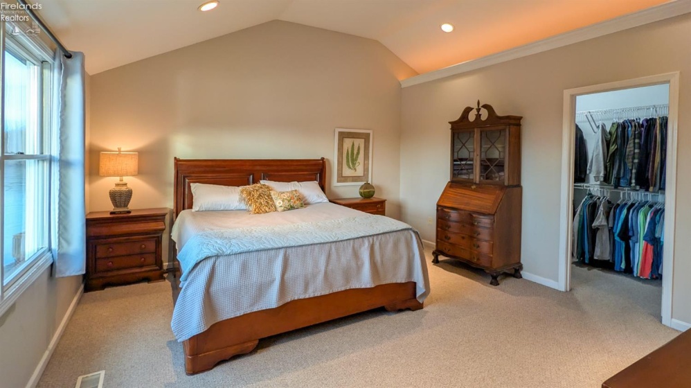 230 Crest Drive, Port Clinton, 43452, 3 Bedrooms Bedrooms, ,3 BathroomsBathrooms,Residential,For Sale,Crest,20254786