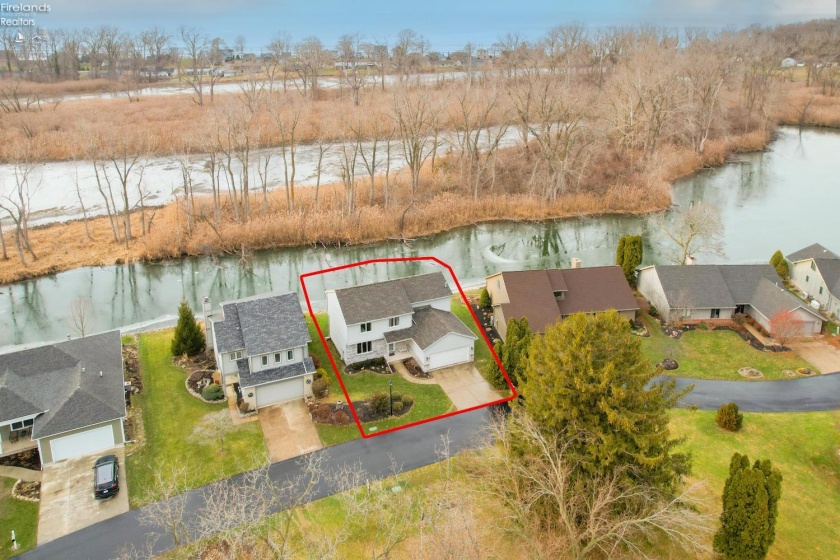 230 Crest Drive, Port Clinton, 43452, 3 Bedrooms Bedrooms, ,3 BathroomsBathrooms,Residential,For Sale,Crest,20254786