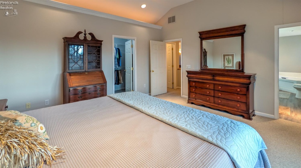 230 Crest Drive, Port Clinton, 43452, 3 Bedrooms Bedrooms, ,3 BathroomsBathrooms,Residential,For Sale,Crest,20254786