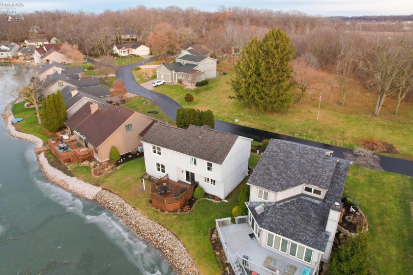 230 Crest Drive, Port Clinton, 43452, 3 Bedrooms Bedrooms, ,3 BathroomsBathrooms,Residential,For Sale,Crest,20254786