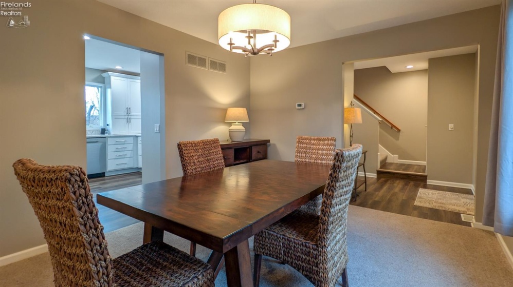 230 Crest Drive, Port Clinton, 43452, 3 Bedrooms Bedrooms, ,3 BathroomsBathrooms,Residential,For Sale,Crest,20254786