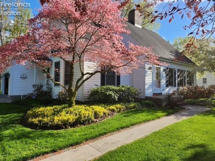 5809 Cambridge Circle, Sandusky, 44870, 3 Bedrooms Bedrooms, ,3 BathroomsBathrooms,Residential,For Sale,Cambridge,20254814