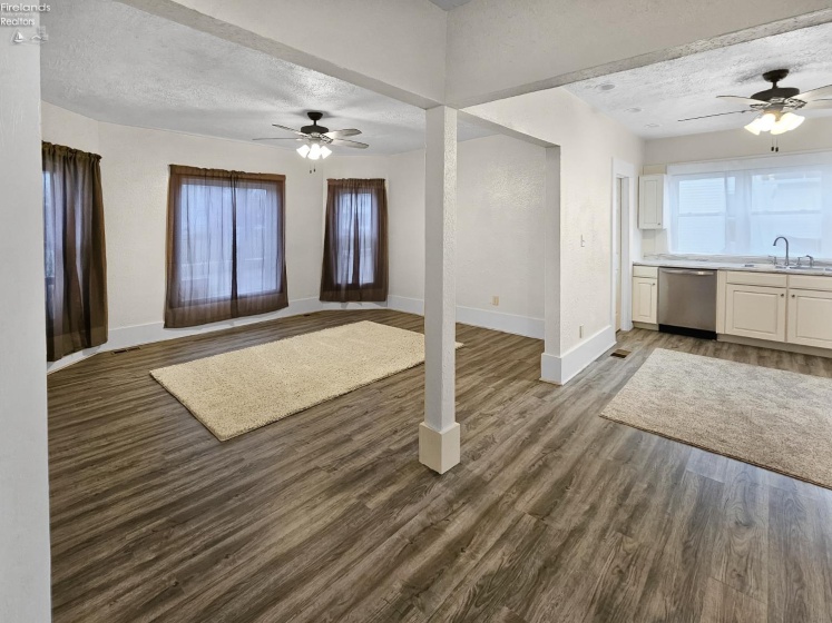 510 Kilbourne St, Bellevue, 44811, 4 Bedrooms Bedrooms, ,2 BathroomsBathrooms,Residential,For Sale,Kilbourne St,20254819