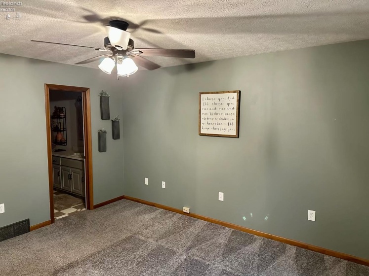 17 Henry Street, Norwalk, 44857, 3 Bedrooms Bedrooms, ,2 BathroomsBathrooms,Residential,For Sale,Henry,20254827