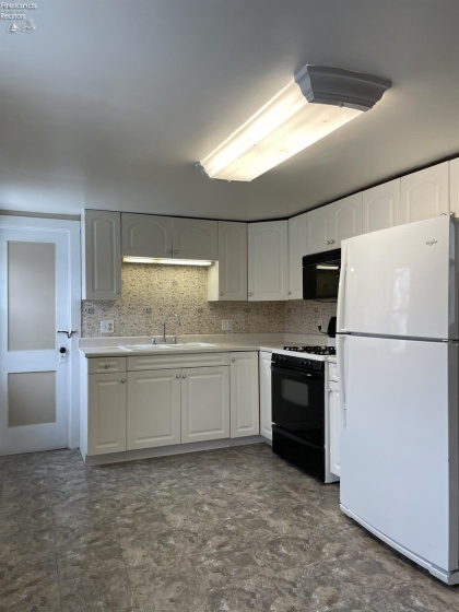 61 Walker Street, Tiffin, 44883, 3 Bedrooms Bedrooms, ,1 BathroomBathrooms,Residential,For Sale,Walker,20254820