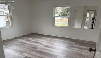 840 Madison Street, Port Clinton, 43452, 2 Bedrooms Bedrooms, ,1 BathroomBathrooms,Residential,For Sale,Madison,20254653