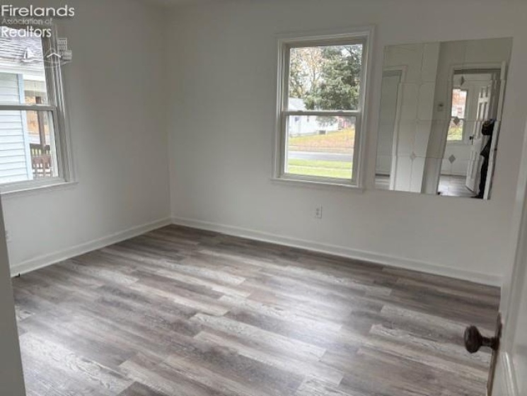 840 Madison Street, Port Clinton, 43452, 2 Bedrooms Bedrooms, ,1 BathroomBathrooms,Residential,For Sale,Madison,20254653