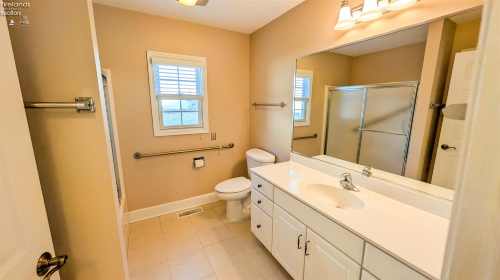 709 Vineyard Circle, Port Clinton, 43452, 3 Bedrooms Bedrooms, ,3 BathroomsBathrooms,Residential,For Sale,Vineyard,20254797