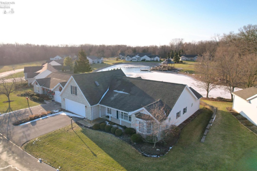 709 Vineyard Circle, Port Clinton, 43452, 3 Bedrooms Bedrooms, ,3 BathroomsBathrooms,Residential,For Sale,Vineyard,20254797