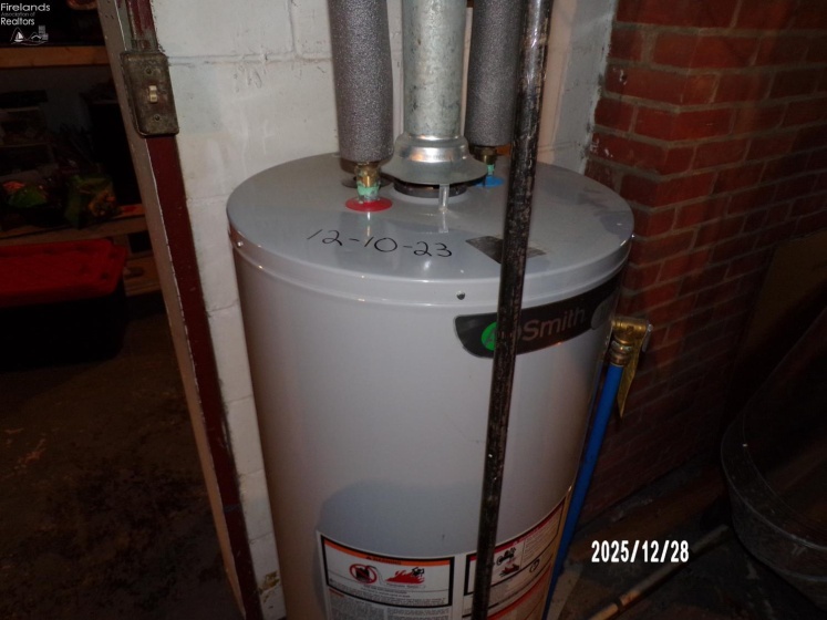 1006 Birdseye Boulevard, Fremont, 43420, 3 Bedrooms Bedrooms, ,2 BathroomsBathrooms,Residential,For Sale,Birdseye,20254821