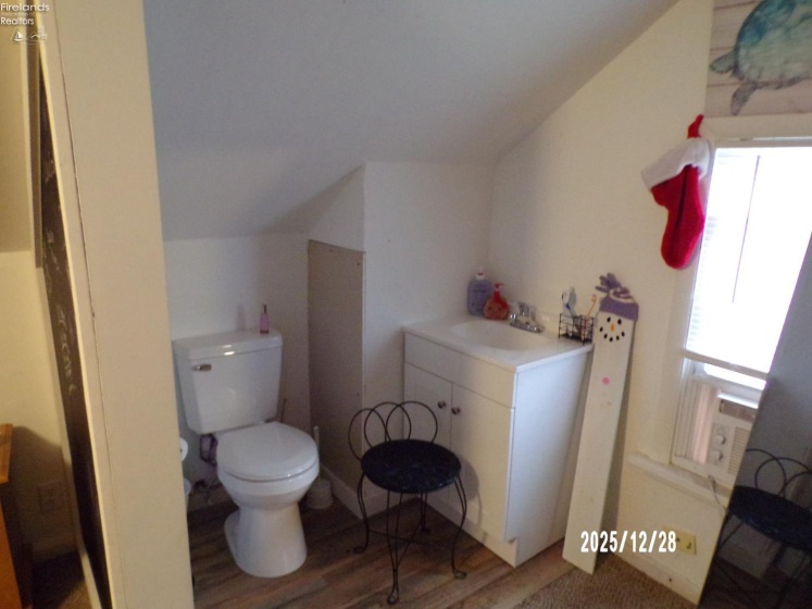 1006 Birdseye Boulevard, Fremont, 43420, 3 Bedrooms Bedrooms, ,2 BathroomsBathrooms,Residential,For Sale,Birdseye,20254821