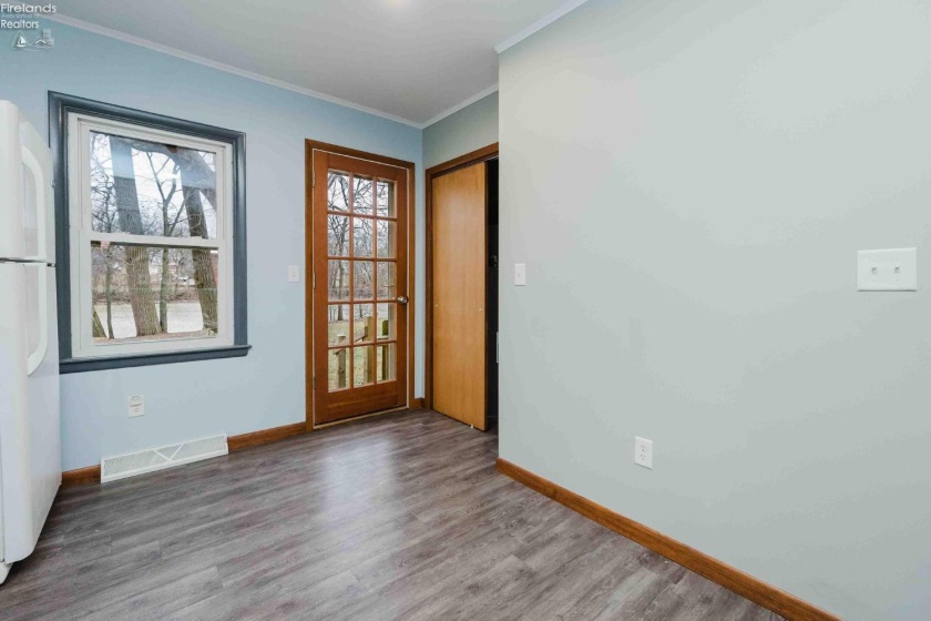 376 Water Street, Tiffin, 44883, 2 Bedrooms Bedrooms, ,1 BathroomBathrooms,Residential,For Sale,Water,20254823