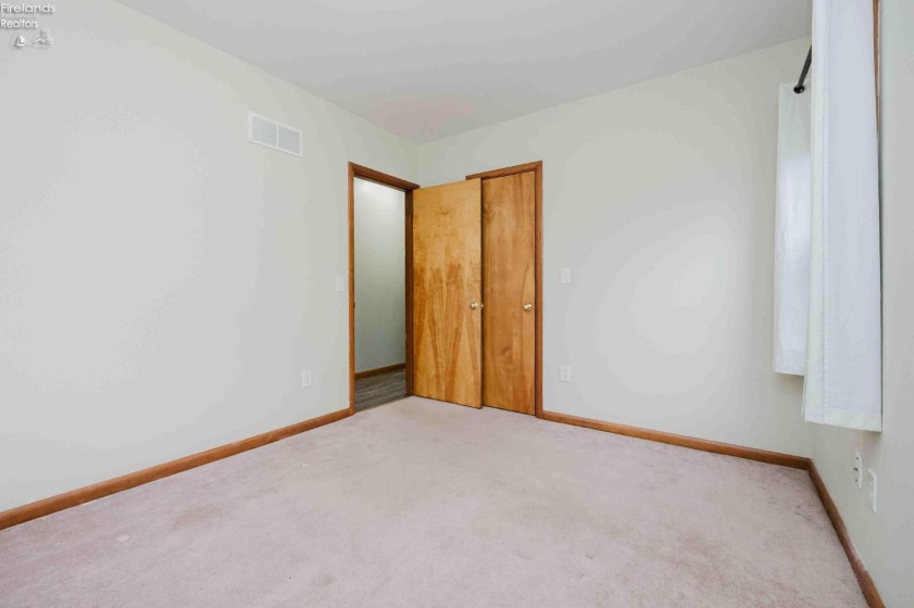 376 Water Street, Tiffin, 44883, 2 Bedrooms Bedrooms, ,1 BathroomBathrooms,Residential,For Sale,Water,20254823