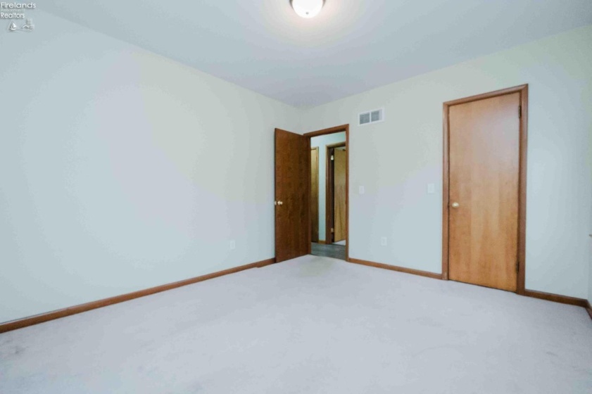 376 Water Street, Tiffin, 44883, 2 Bedrooms Bedrooms, ,1 BathroomBathrooms,Residential,For Sale,Water,20254823