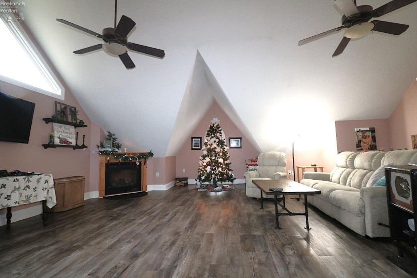 23 Norwood Avenue, Norwalk, 44857, 4 Bedrooms Bedrooms, ,3 BathroomsBathrooms,Residential,For Sale,Norwood,20254742