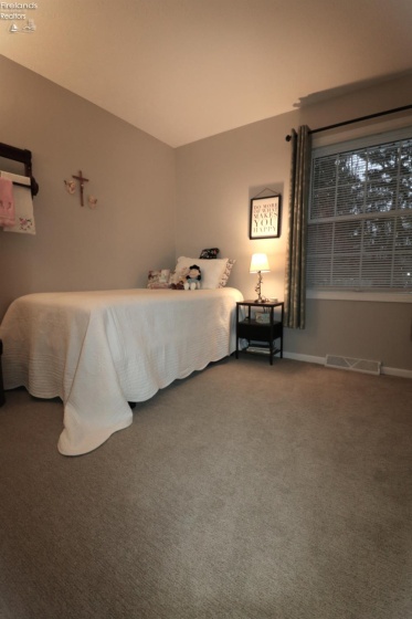 102 Fairway Circle, Norwalk, 44857, 4 Bedrooms Bedrooms, ,2 BathroomsBathrooms,Residential,For Sale,Fairway,20254841