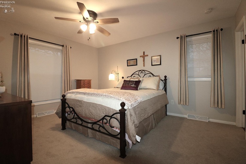 102 Fairway Circle, Norwalk, 44857, 4 Bedrooms Bedrooms, ,2 BathroomsBathrooms,Residential,For Sale,Fairway,20254841